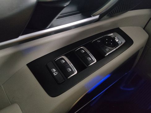 Used 2022 Kia Telluride S FWD image 27