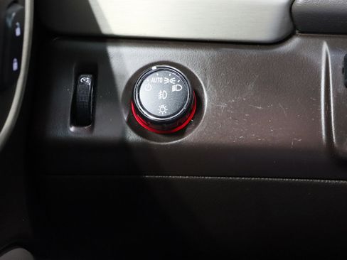 Used 2016 GMC Yukon Denali w/ Open Road Package image 28