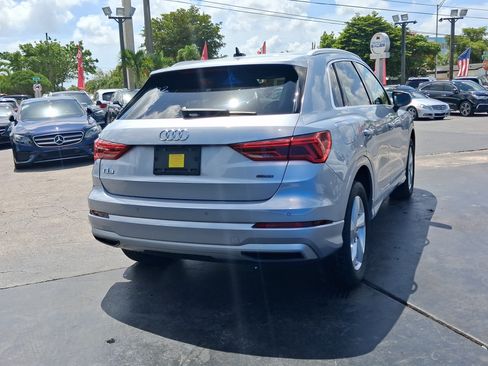 Used 2020 Audi Q3 2.0T Premium w/ Convenience Package AWD/4WD image 5