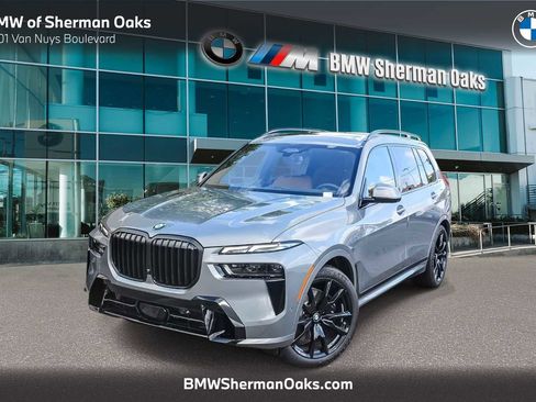 New 2026 BMW X7 xDrive40i w/ Executive Package image 1