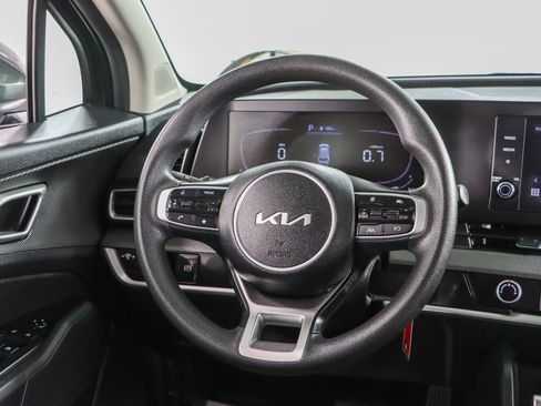 Used 2024 Kia Sportage LX AWD/4WD image 12