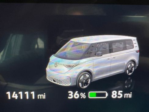Used 2025 Volkswagen ID. Buzz Pro S RWD image 41