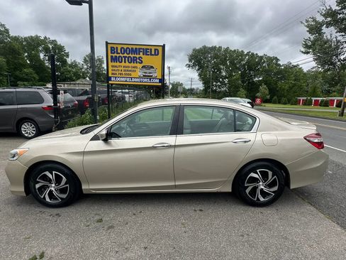 Used 2016 Honda Accord LX image 8