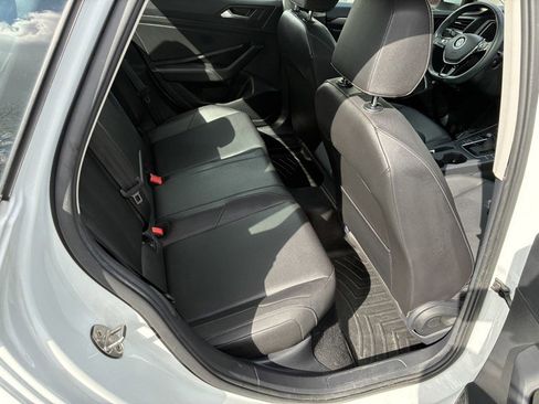 Used 2019 Volkswagen Jetta SE image 17