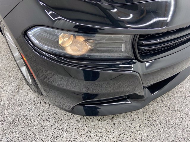 Used 2022 Dodge Charger SXT RWD image 5