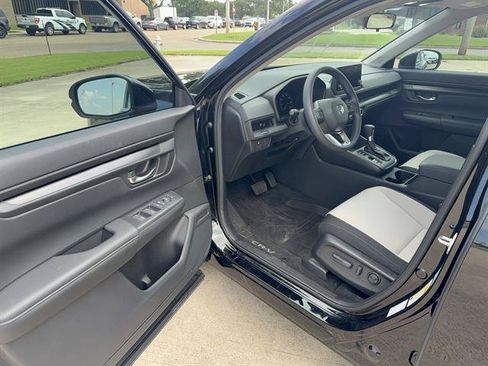 Used 2025 Honda CR-V EX image 7