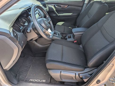 Used 2018 Nissan Rogue S AWD/4WD image 11