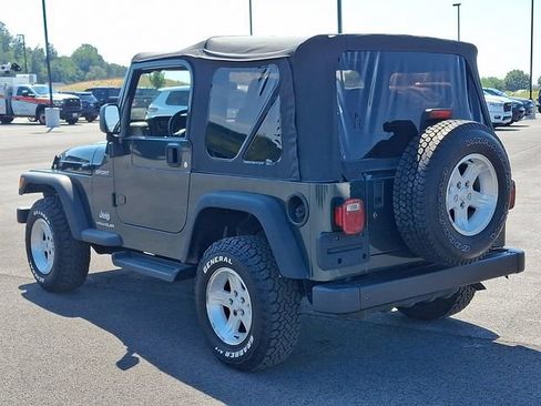 Used 2004 Jeep Wrangler 4WD w/ 30" Tire & Wheel Group image 6