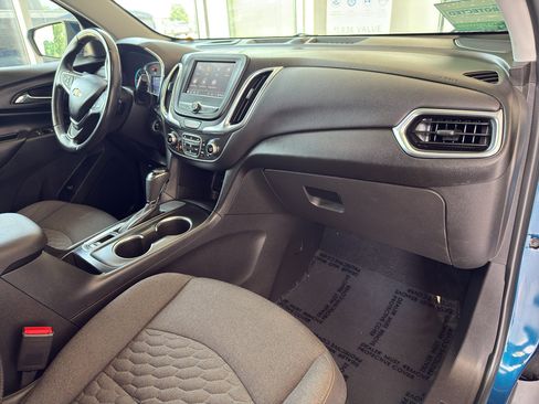 Used 2020 Chevrolet Equinox LT FWD image 38
