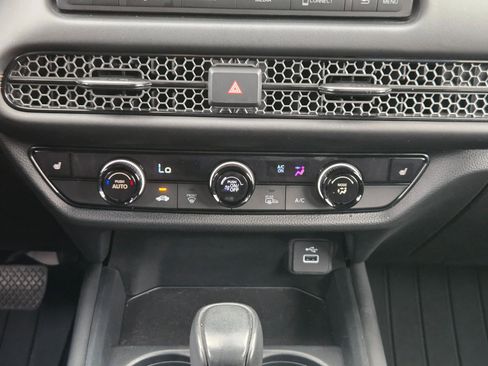 Certified 2024 Honda HR-V Sport image 18