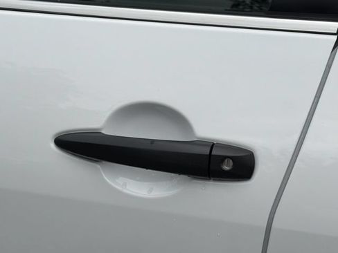 Used 2025 Nissan Sentra S FWD image 7