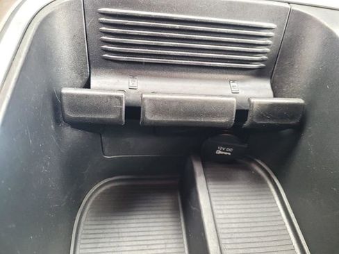 Used 2017 RAM 1500 Big Horn AWD/4WD image 17