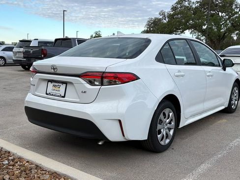 Used 2025 Toyota Corolla LE image 4