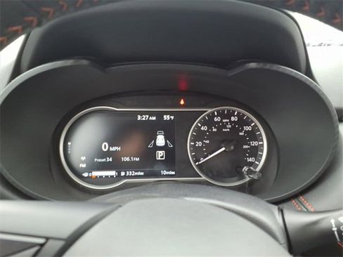 New 2025 Nissan Versa SR w/ Trunk Package image 11