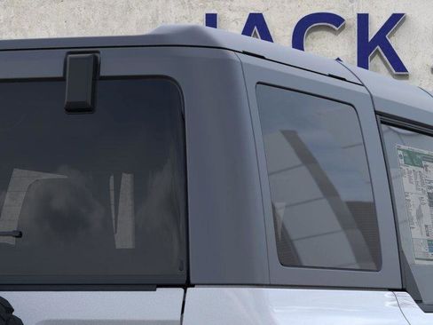 New 2025 Ford Bronco Big Bend w/ Black Diamond Package image 25