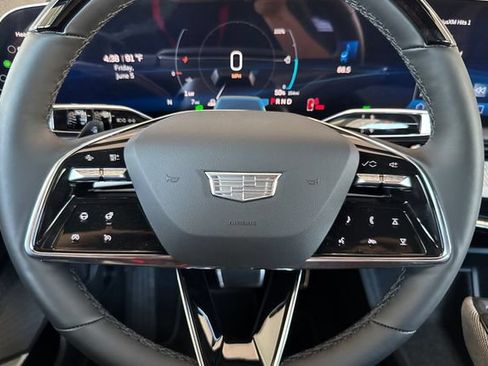 New 2026 Cadillac Optiq Sport 1 w/ LPO, Floor Liner Package AWD/4WD image 23