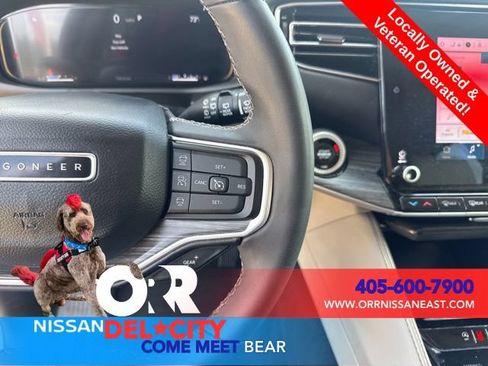 Used 2024 Jeep Wagoneer L Series II w/ Flexible Seating Group AWD/4WD image 21