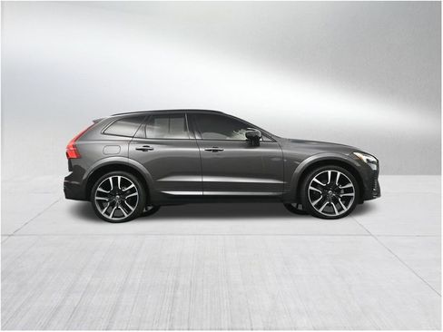 Used 2024 Volvo XC60 B5 Ultimate AWD/4WD image 28