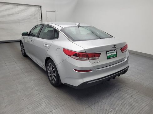 Used 2019 Kia Optima LX w/ LX 17" Wheel Package FWD image 5