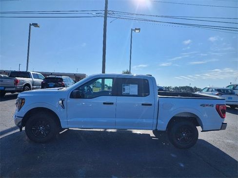 Used 2023 Ford F150 XLT image 4