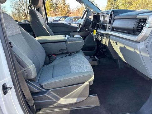 Used 2024 Ford F250 XLT image 19