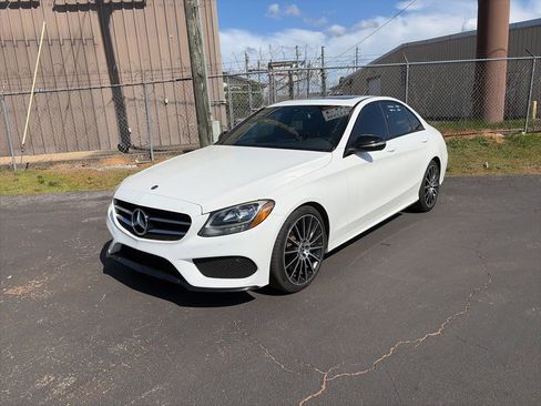 Used 2018 Mercedes-Benz C 300 Sedan image 3