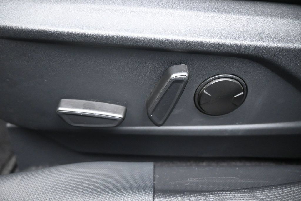 Used 2023 Ford Mustang Mach-E Select RWD image 10