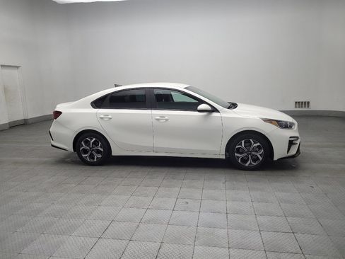Used 2020 Kia Forte LXS FWD image 11