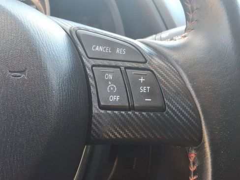 Used 2014 MAZDA MAZDA3 i Touring w/ Technology Package FWD image 16