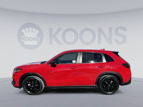 Used 2023 Honda HR-V Sport image 2