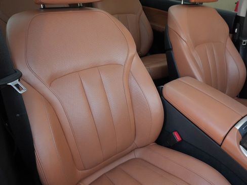 Used 2020 BMW X7 xDrive40i w/ Cold Weather Package AWD/4WD image 13