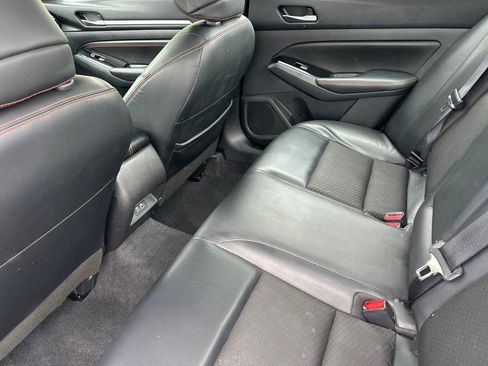 Certified 2023 Nissan Altima 2.5 SR FWD image 12