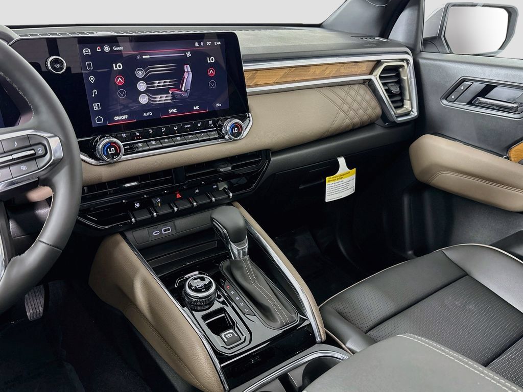 New 2026 GMC Canyon Denali AWD/4WD image 24