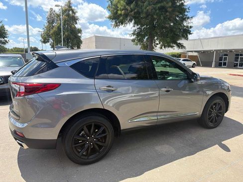 Used 2024 Acura RDX SH-AWD image 4
