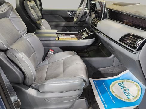 Used 2019 Lincoln Navigator L Reserve AWD/4WD image 27