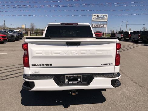 Used 2024 Chevrolet Silverado 1500 Custom image 10