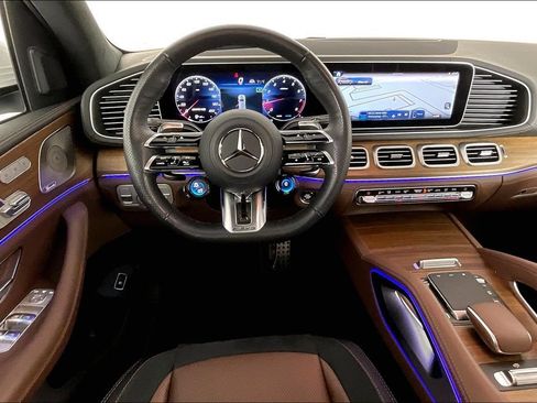 Certified 2025 Mercedes-Benz GLS 63 AMG 4MATIC image 5