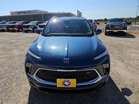 New 2026 Buick Encore GX Sport Touring image 8