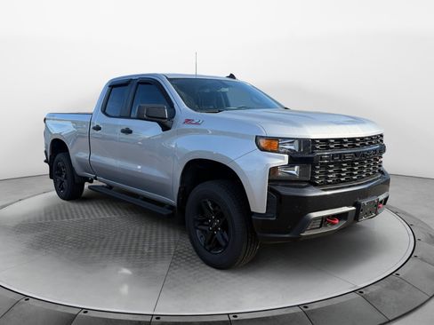 Used 2020 Chevrolet Silverado 1500 Custom Trail Boss w/ Custom Convenience Package AWD/4WD image 4