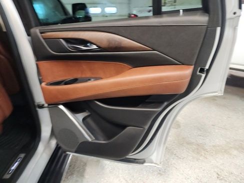 Used 2018 Cadillac Escalade Premium Luxury w/ LPO, Radiant Package image 19