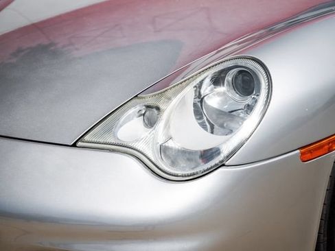 Used 2003 Porsche 911 Carrera RWD image 40