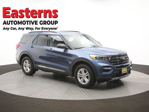 Used 2020 Ford Explorer XLT w/ Equipment Group 202A AWD/4WD image 49