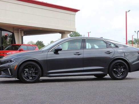 Used 2025 Kia K5 LXS FWD image 6