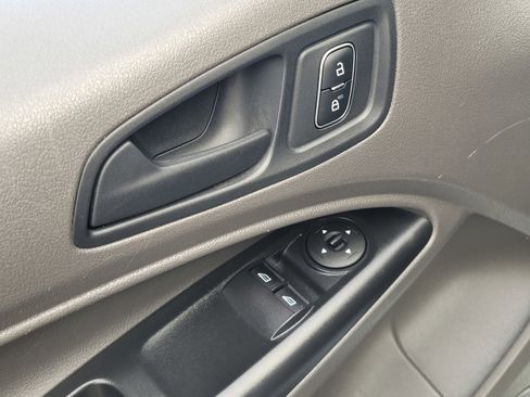 Used 2020 Ford Transit Connect XL image 12