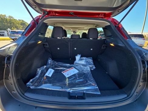 New 2026 Nissan Kicks SV FWD image 28