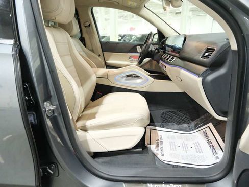 Used 2020 Mercedes-Benz GLS 450 4MATIC image 39