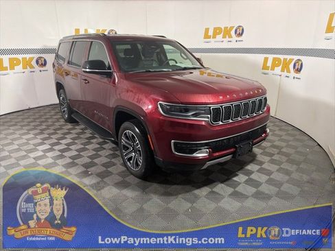 Used 2024 Jeep Wagoneer Series II image 1