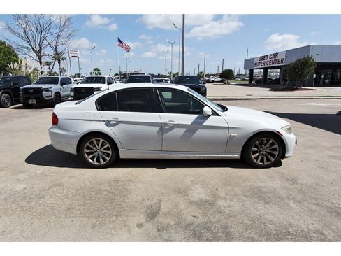 Used 2011 BMW 328i Sedan RWD image 5