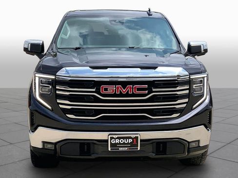 Used 2023 GMC Sierra 1500 SLT AWD/4WD image 4