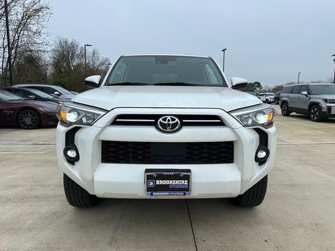 Used 2024 Toyota 4Runner SR5 image 2
